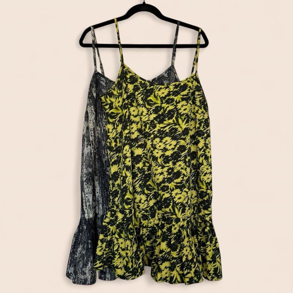 Set of 2 Urban Outfitters Camille Pleated Babydoll Mini Dress Size L